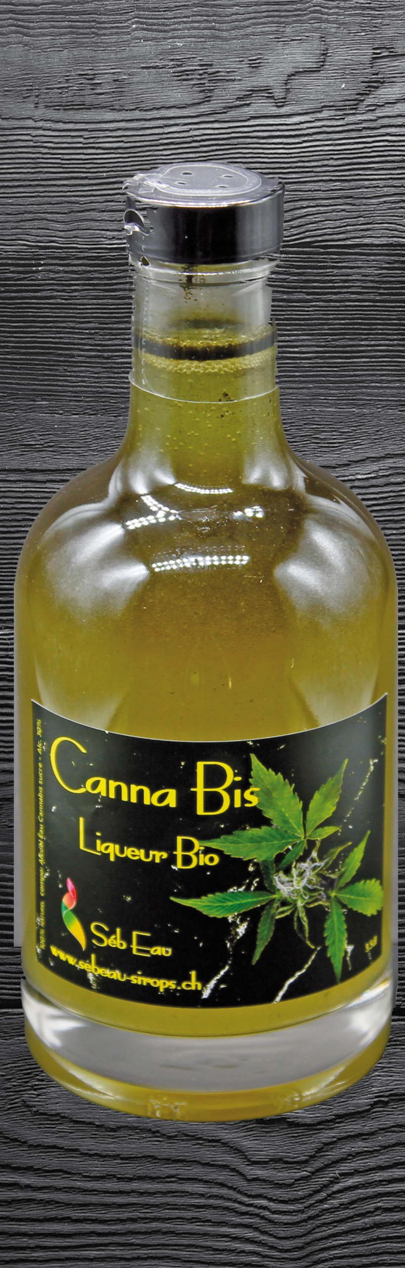 Cannabis liqueur